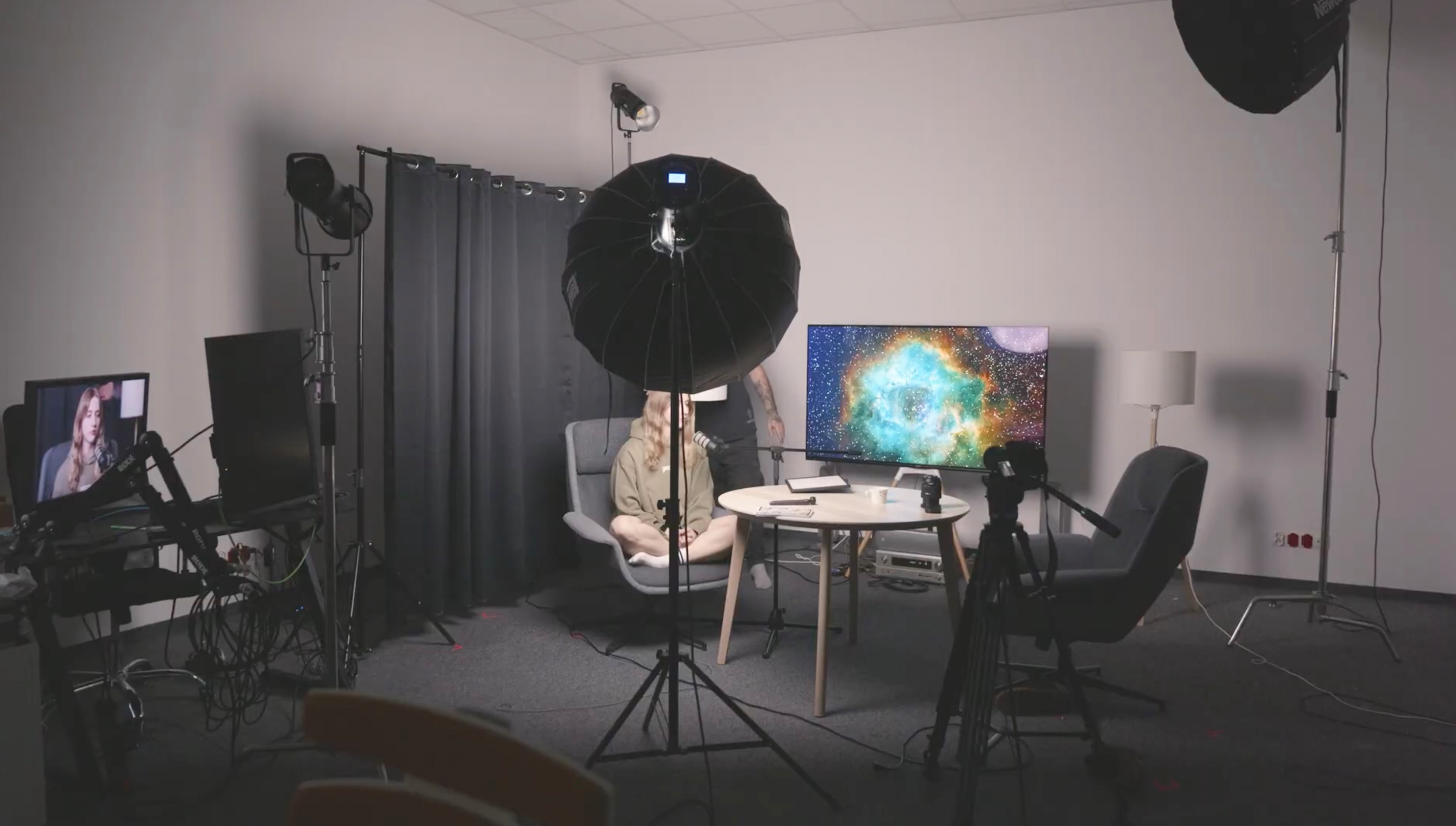 Szeroki podgląd praktycznego setupu do szybkich nagrań.