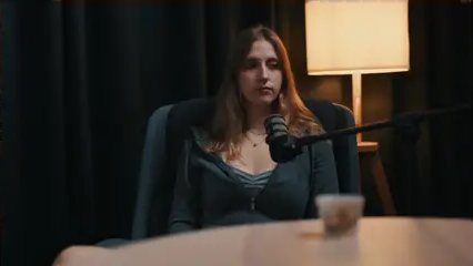 Ustawienie na goscia podcastu - Efektowe oświetlenie tła z teksturą i cieniami